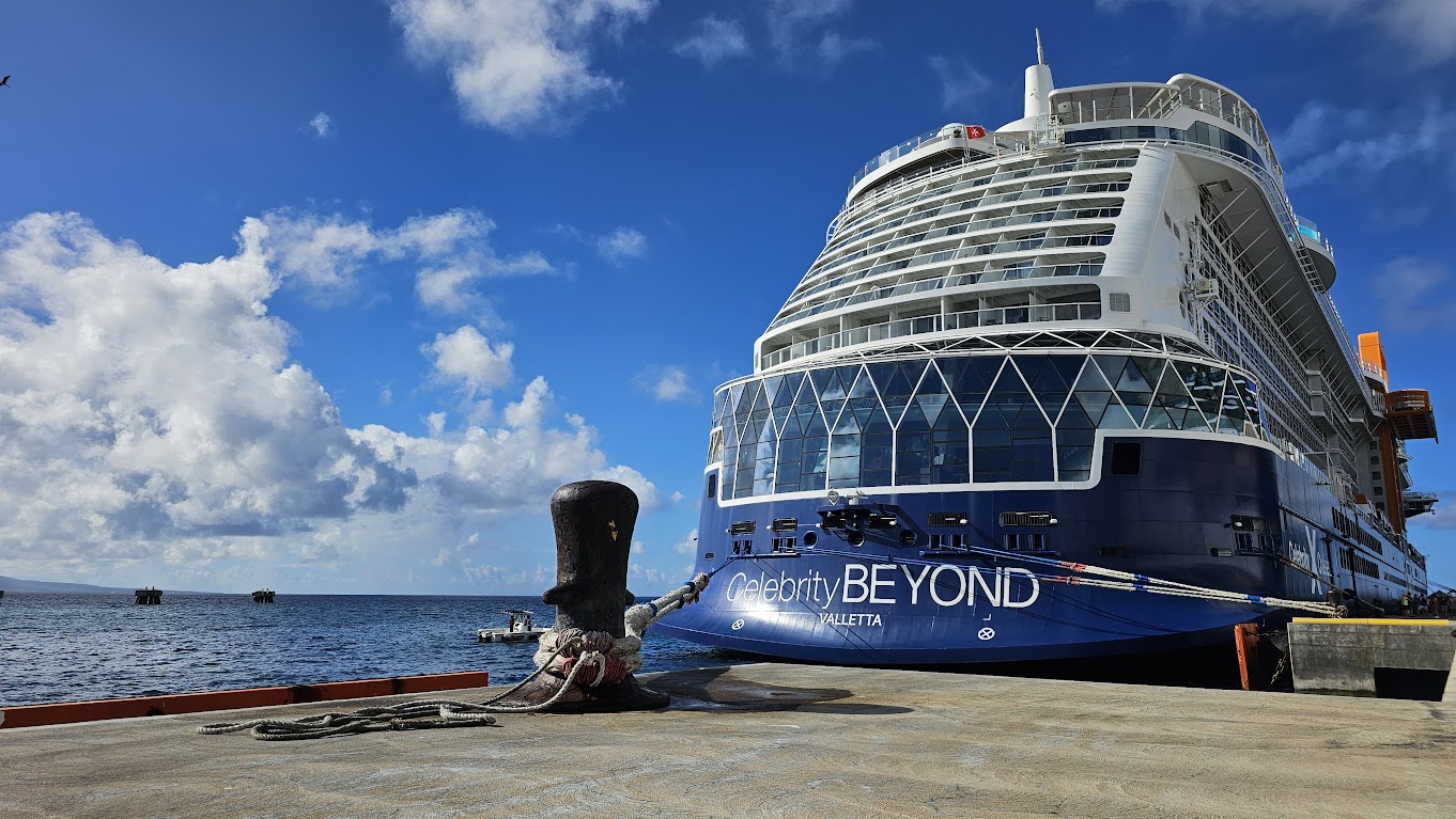 Cruise ship destinations and adventures